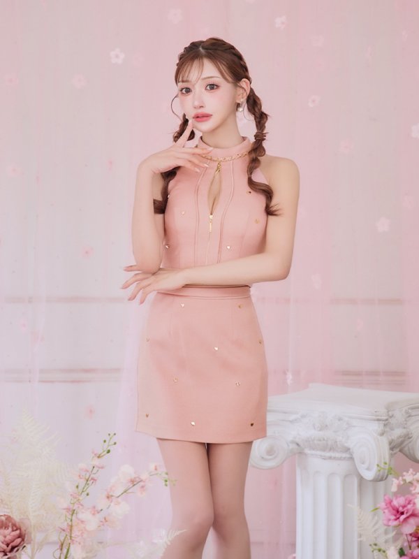 シェルピンク モデル:明日花キララ 身長:162cm 着用サイズ:Sサイズ