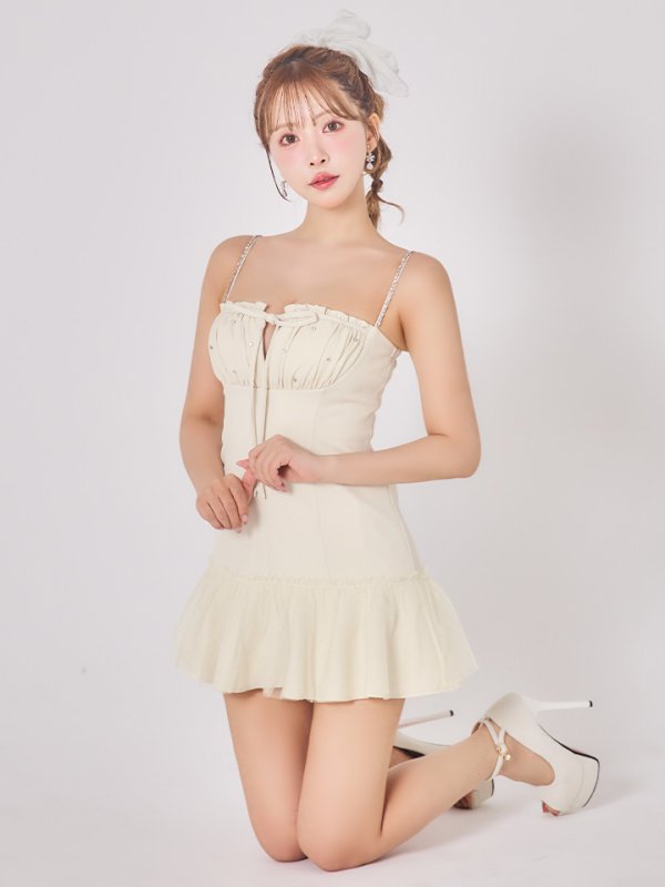 アイボリー モデル：三上悠亜　身長：159cm　着用サイズ：Sサイズ