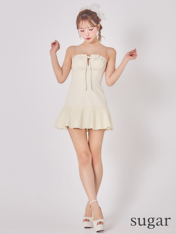 アイボリー モデル：三上悠亜　身長：159cm　着用サイズ：Sサイズ