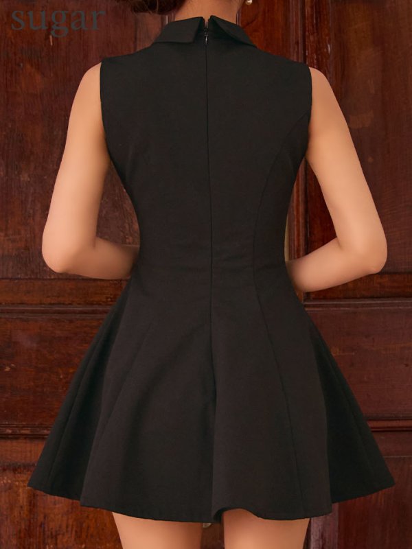 ブラック　モデル：三上悠亜　身長：159cm　着用サイズ：Sサイズ