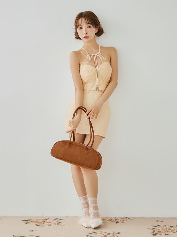 アイボリー モデル：三上悠亜　身長：159cm　着用サイズ：Sサイズ