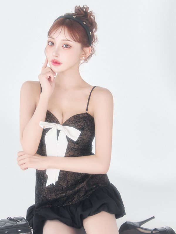 ブラック モデル:明日花キララ 身長162cm 着用サイズ:Sサイズ