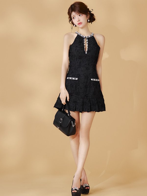 ブラック　モデル：まりん　身長：164cm　着用サイズ：Sサイズ