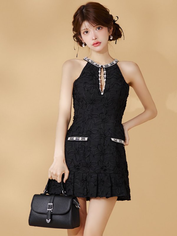 ブラック　モデル：まりん　身長：164cm　着用サイズ：Sサイズ