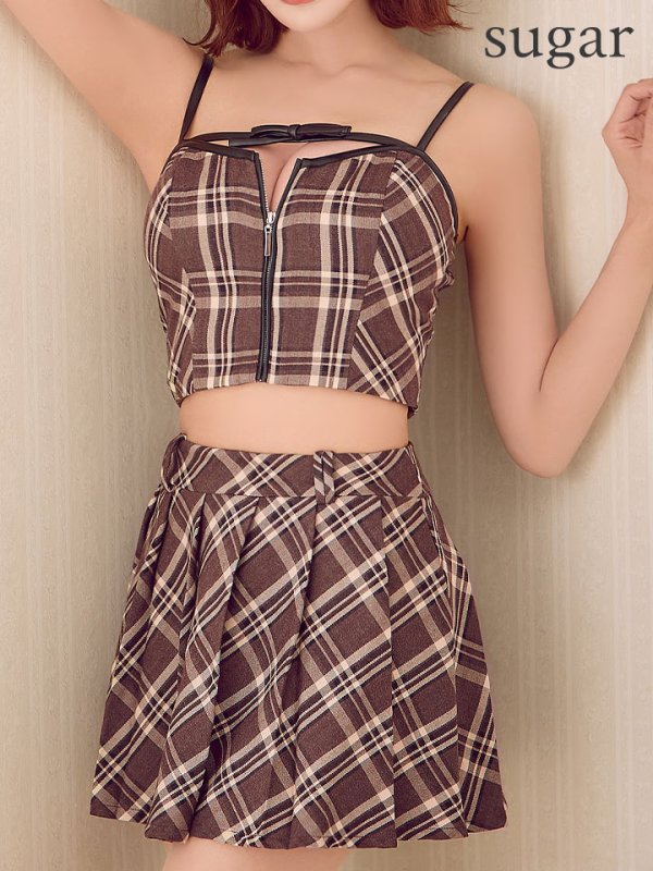 ブラウン モデル：明日花キララ　身長：162cm サイズ：Sサイズ