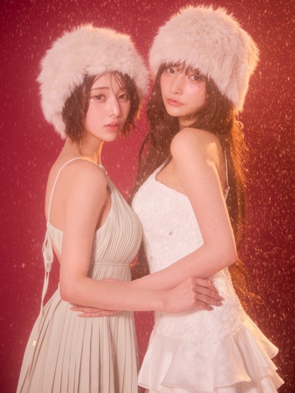 モデル：まみ　身長：160cm　着用サイズ：Sサイズ モデル：りこ　身長：156cm　着用サイズ：Sサイズ