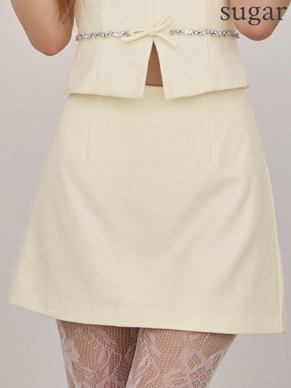 アイボリー　モデル：るりぴ　身長：165cm　着用サイズ：Sサイズ