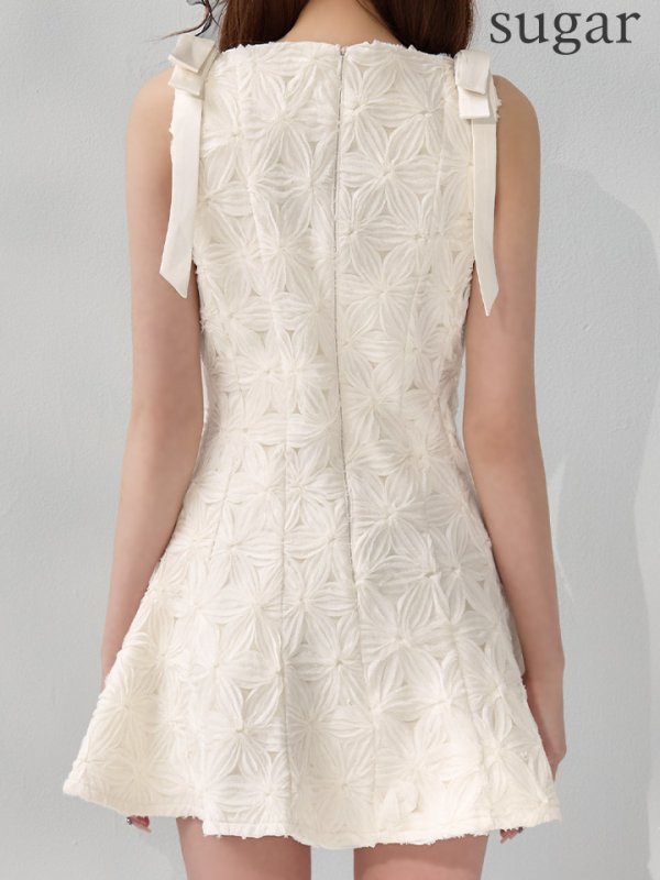 アイボリー　モデル：さくら　身長：155cm　着用サイズ：Sサイズ