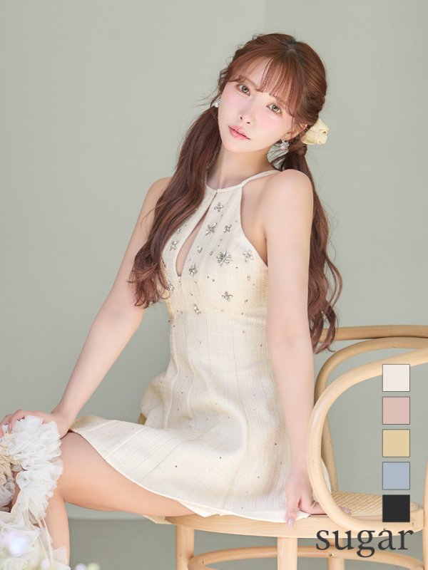 アイボリー　モデル：三上悠亜　身長：159cm　着用サイズ：Sサイズ