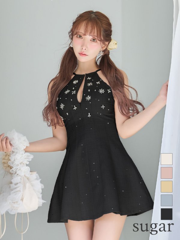 ブラック　モデル：三上悠亜　身長：159cm　着用サイズ：Sサイズ