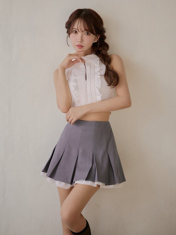 ホワイト×グレー　モデル：三上悠亜　身長：159cm　着用サイズ：Sサイズ