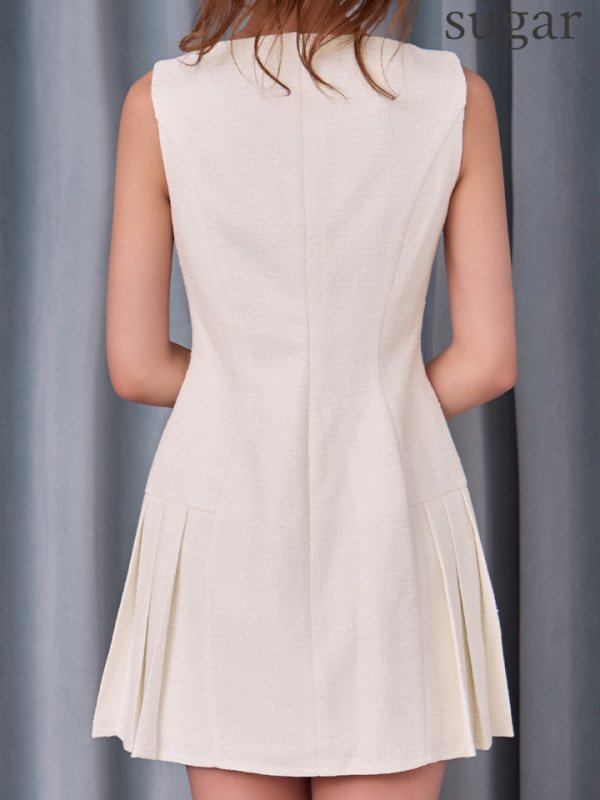 アイボリー　モデル：るりぴ　身長：165cm　着用サイズ：Sサイズ