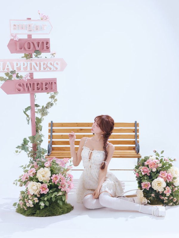 ブルー　モデル：三上悠亜　身長：159cm　着用サイズ：Sサイズ