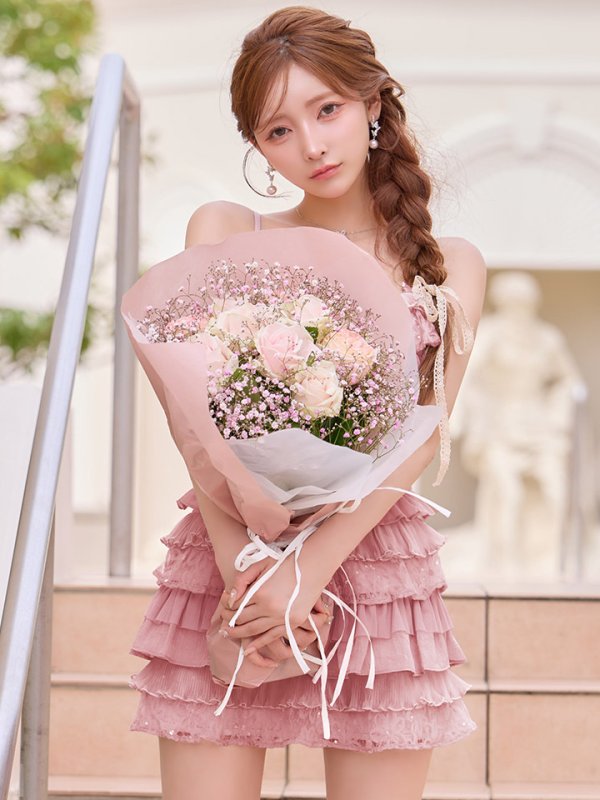 ピンク モデル：まみ 身長161cm　着用サイズ：Sサイズ