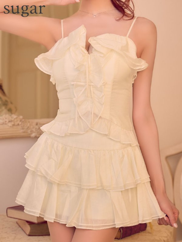 アイボリー　モデル：明日花キララ　身長：162cm 着用サイズ：Sサイズ