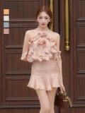【予約商品/5月下旬発送予定】XSサイズあり【ROBE de FLEURS/ローブドフルール】フラワーブローチ/ サテン/ オーガンジー/ ビジュー/ ホルターネック/ フレア/ セットアップ/ ミニドレス/ キャバドレス[OF08]