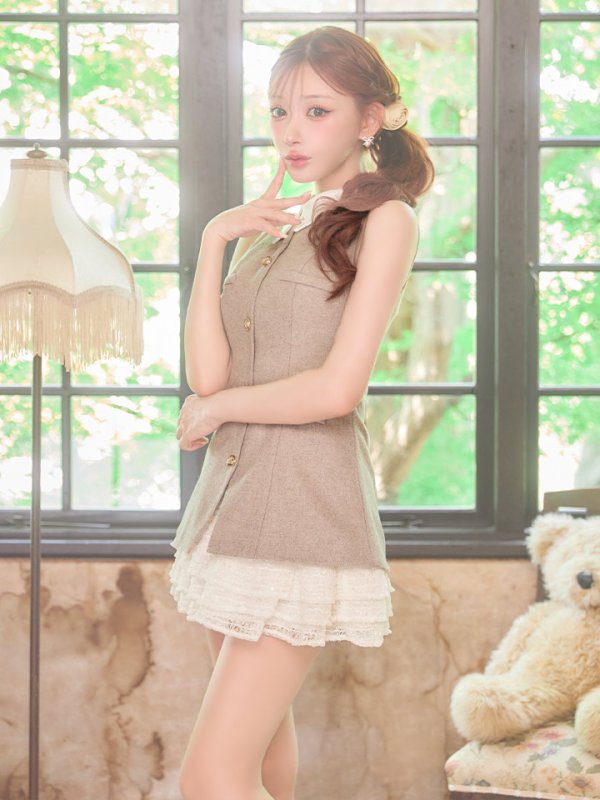 ベージュ　モデル：明日花キララ　身長162cm　着用サイズ：Sサイズ