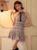 ベージュ　モデル：明日花キララ　身長：162cm 着用サイズ：Sサイズ