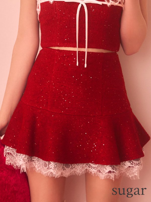 レッド　モデル：まみ　身長：161cm　着用サイズ：Sサイズ