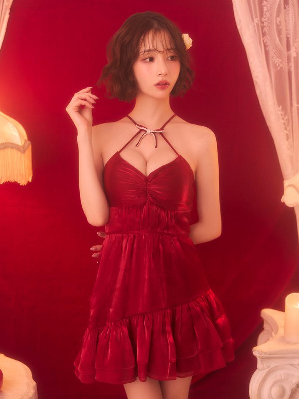 レッド　モデル：天海りこ　身長：156cm　着用サイズ：Sサイズ