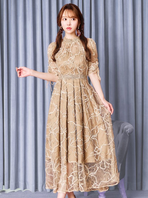 ベージュ モデル：ゆめ　身長：160cm　着用サイズ：8号(Sサイズ)