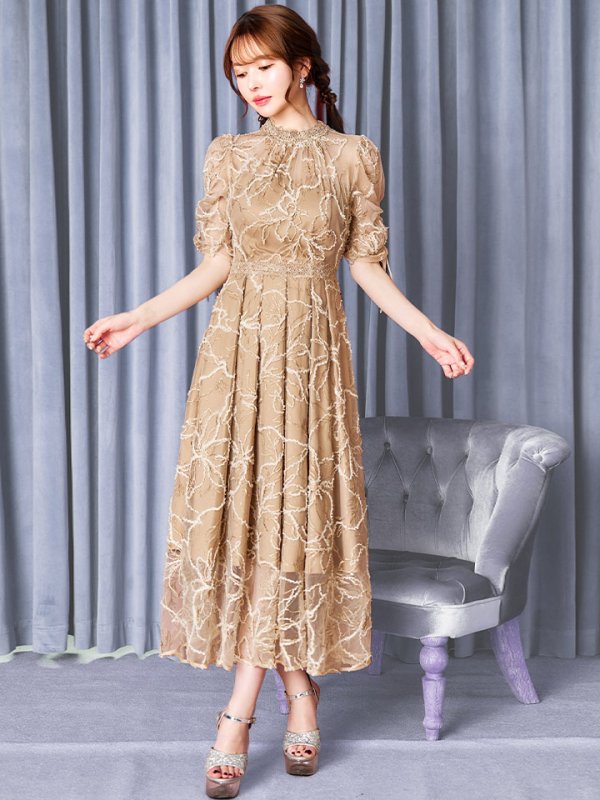 ベージュ モデル：ゆめ　身長：160cm　着用サイズ：8号(Sサイズ)