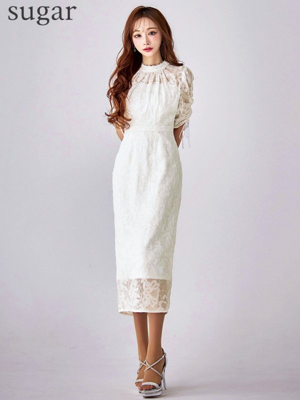 アイボリー モデル：真優川咲　身長：158cm　着用サイズ：8号(Sサイズ)