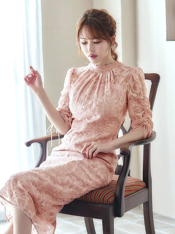 モーヴ モデル：ゆめ　身長：160cm　着用サイズ：8号(Sサイズ)