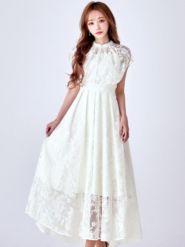 アイボリー モデル：真優川咲　身長：158cm　着用サイズ：8号(Sサイズ)