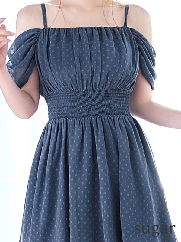 ブルーグレー　 モデル：ゆめ　身長：160cm　着用サイズ：8号(Sサイズ)