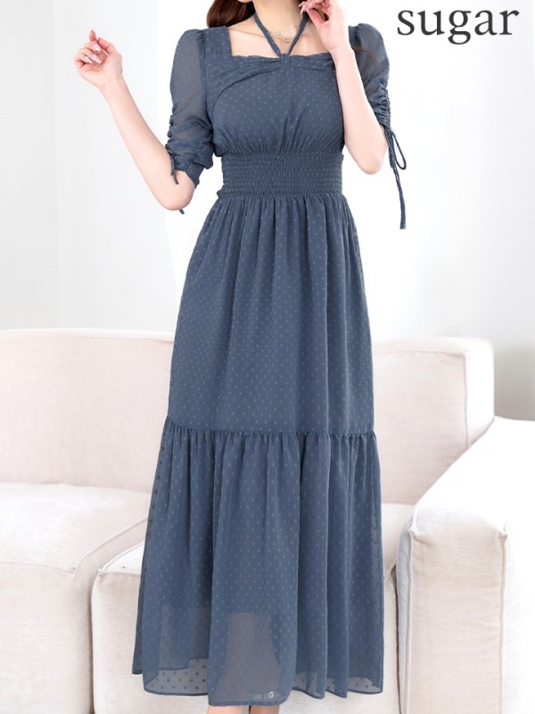 ブルーグレー　モデル：真優川咲　身長：158cm　着用サイズ：8号(Sサイズ)