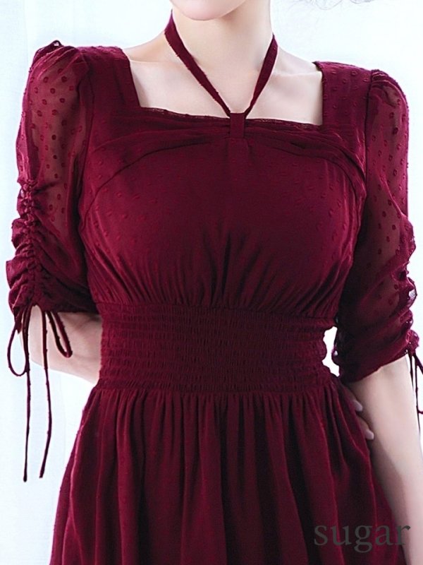 バーガンディ　モデル：ゆめ　身長：160cm　着用サイズ：8号(Sサイズ)