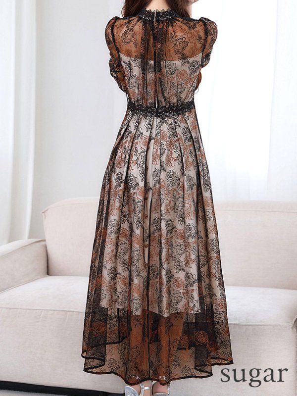 ブラックベージュ　モデル：真優川咲　身長：158cm　着用サイズ：8号(Sサイズ)