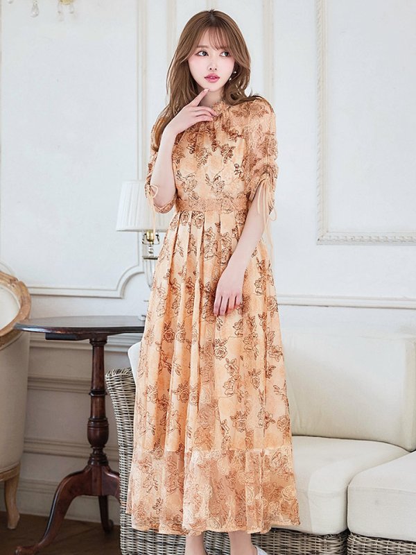 ベージュ　モデル：ゆめ　身長：160cm　着用サイズ：8号(Sサイズ)