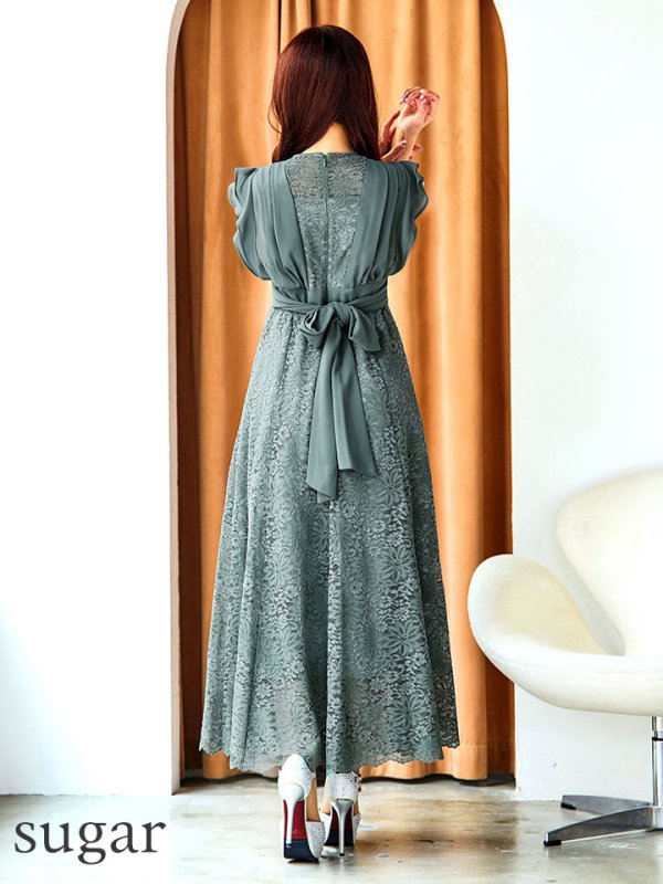 ダスティーグリーン モデル：真優川咲　身長：158cm　着用サイズ：8号(Sサイズ)