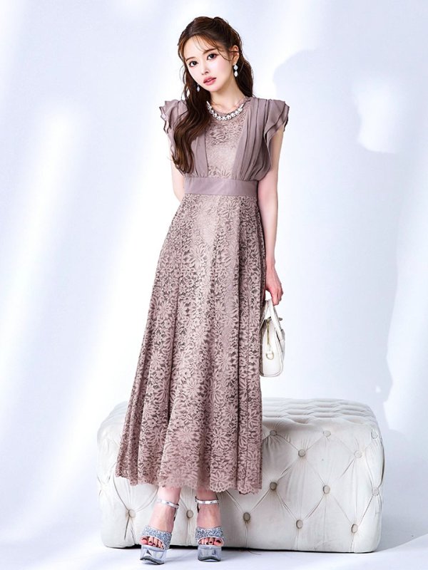 モーヴ モデル：ゆめ　身長：160cm　着用サイズ：8号(Sサイズ)