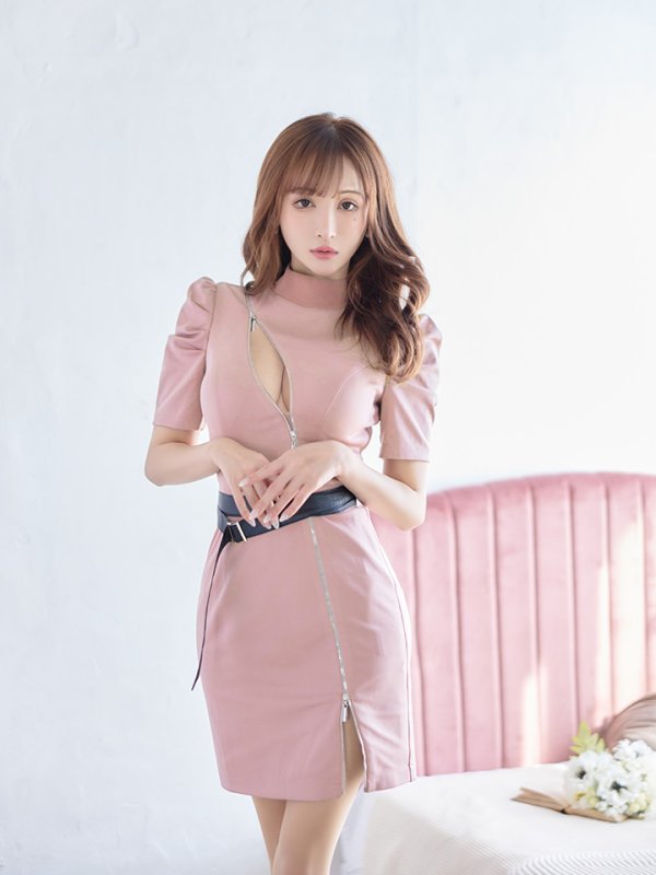 画像3: XSサイズあり【Glossy/グロッシー】バストカット/ ジップ/ ZIP ベルト付き/ 半袖/ パフスリーブ/ タイト/ ミニドレス/ キャバドレス【HC02】