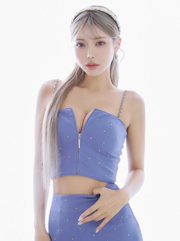 ブルー モデル:如月れい 身長:156cm 着用サイズ:Sサイズ