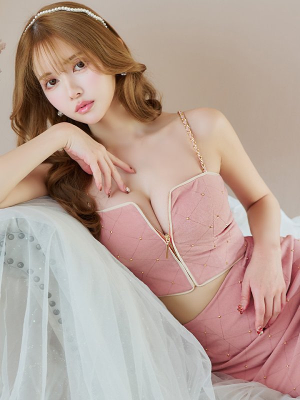 ピンク モデル:ゆめ 身長:160cm 着用サイズ:Sサイズ