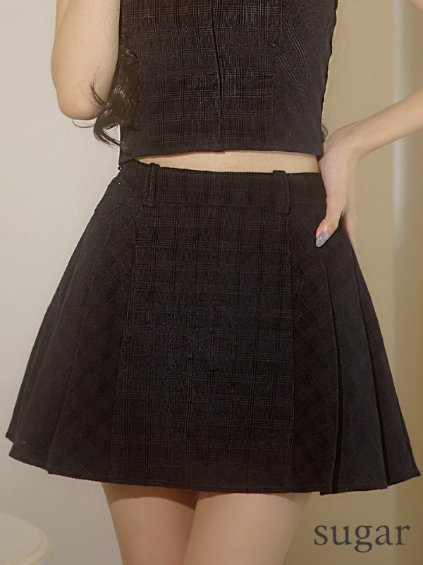 ブラック モデル:まおちゃる 身長:158cm 着用サイズ:Sサイズ