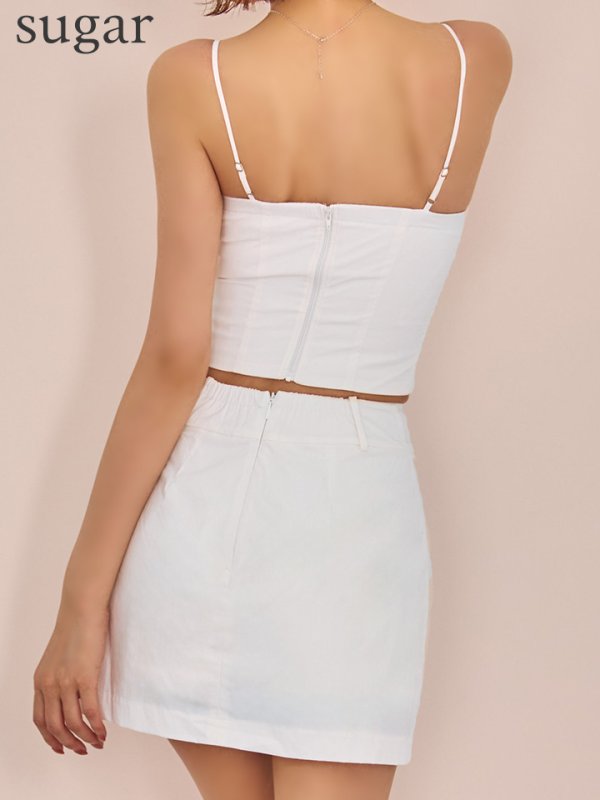 ホワイト　モデル：れみれみ 身長：163cm　着用サイズ：Sサイズ