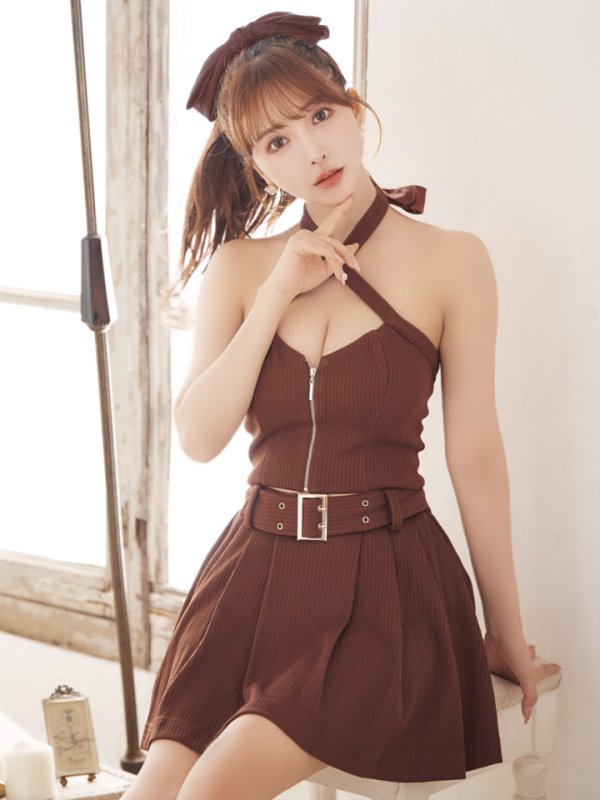 ブラウン モデル:三上悠亜 身長:158cm 着用サイズ:Sサイズ