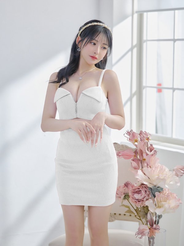 画像2: XSサイズあり【Glossy/グロッシー】ウエストカット/ ストーンリブニット/ ベルト/ キャミソール/ タイト/ ミニドレス/ キャバドレス[OF2]