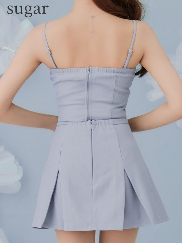 ブルー モデル:明日花キララ 身長:162cm 着用サイズ:Sサイズ