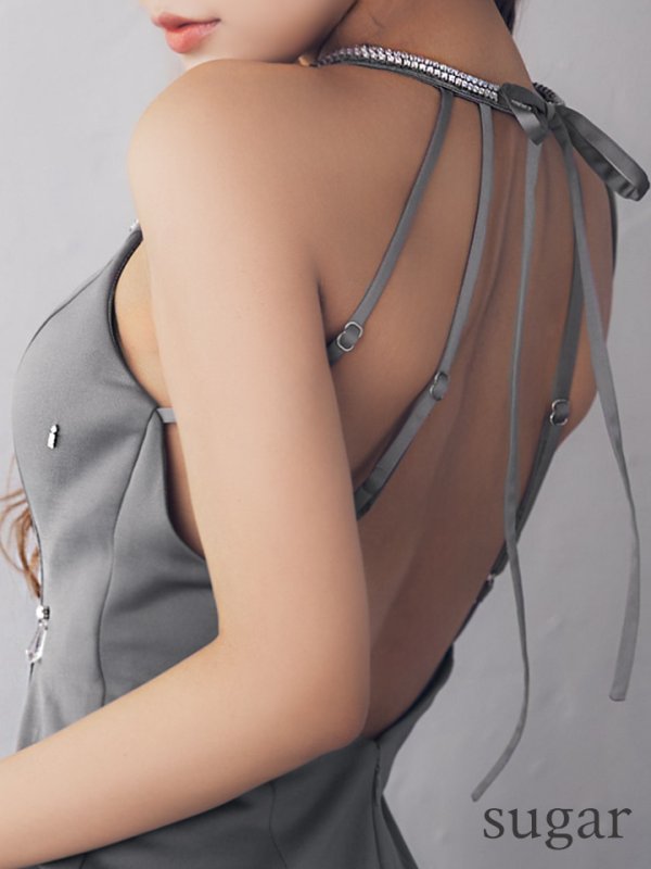 グレー モデル:如月れい 身長:156cm 着用サイズ:Sサイズ