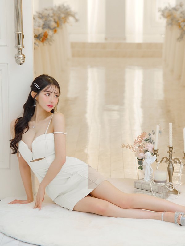 画像7: XSサイズあり【Glossy/グロッシー】バストジップ/ フェイクスエード/ パイピング/ タイト/ ミニドレス/ キャバドレス[OF08]