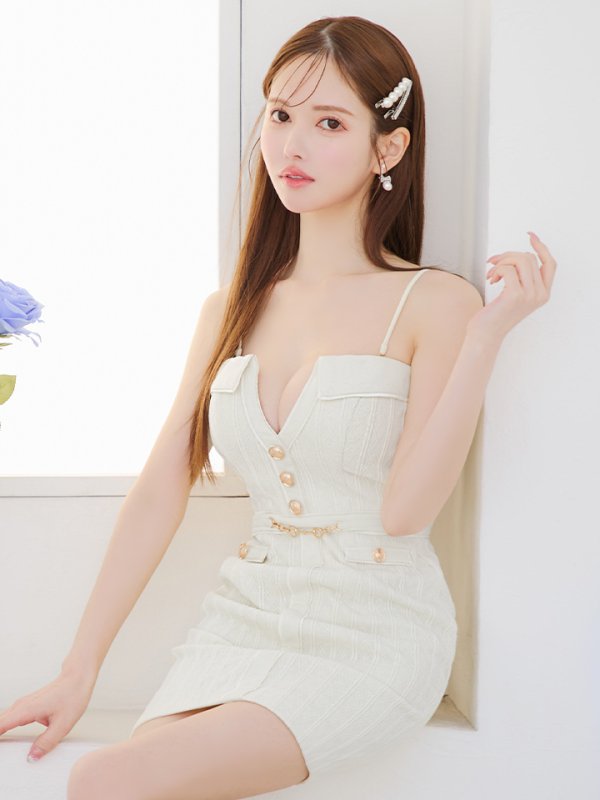 アイボリー モデル:ゆめ 身長:160cm 着用サイズ:Sサイズ