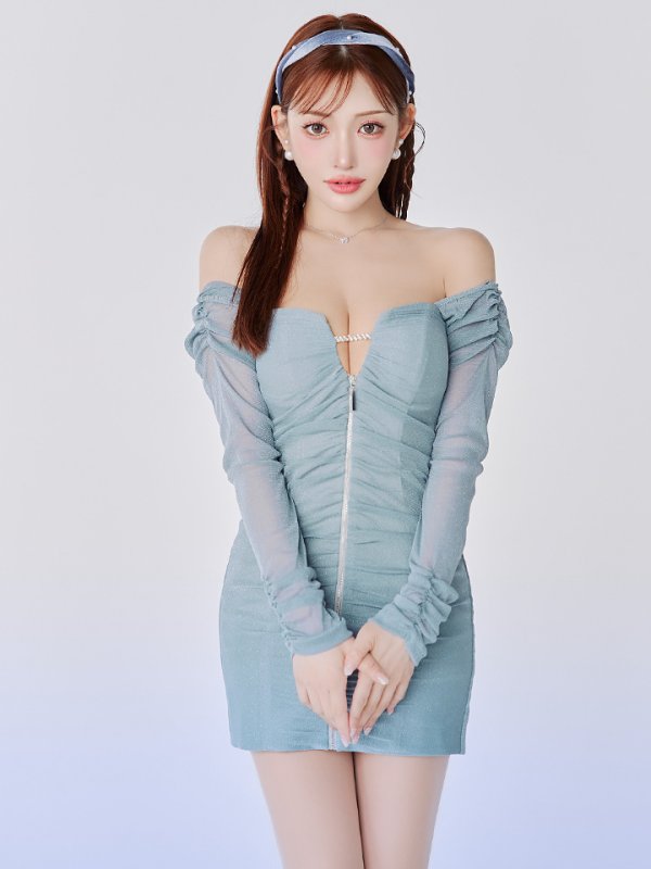 ブルー モデル:明日花キララ 身長:162cm 着用サイズ:Sサイズ