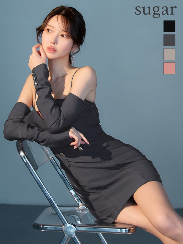 チャコール モデル：ゆめ　身長：160cm　着用サイズ：Sサイズ