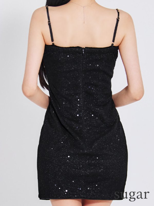 ブラック モデル：まおちゃる　身長：158cm　着用サイズ：Sサイズ